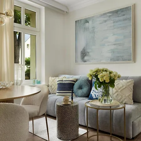 Elite Korzeniowskiego Seaside Lägenhet *